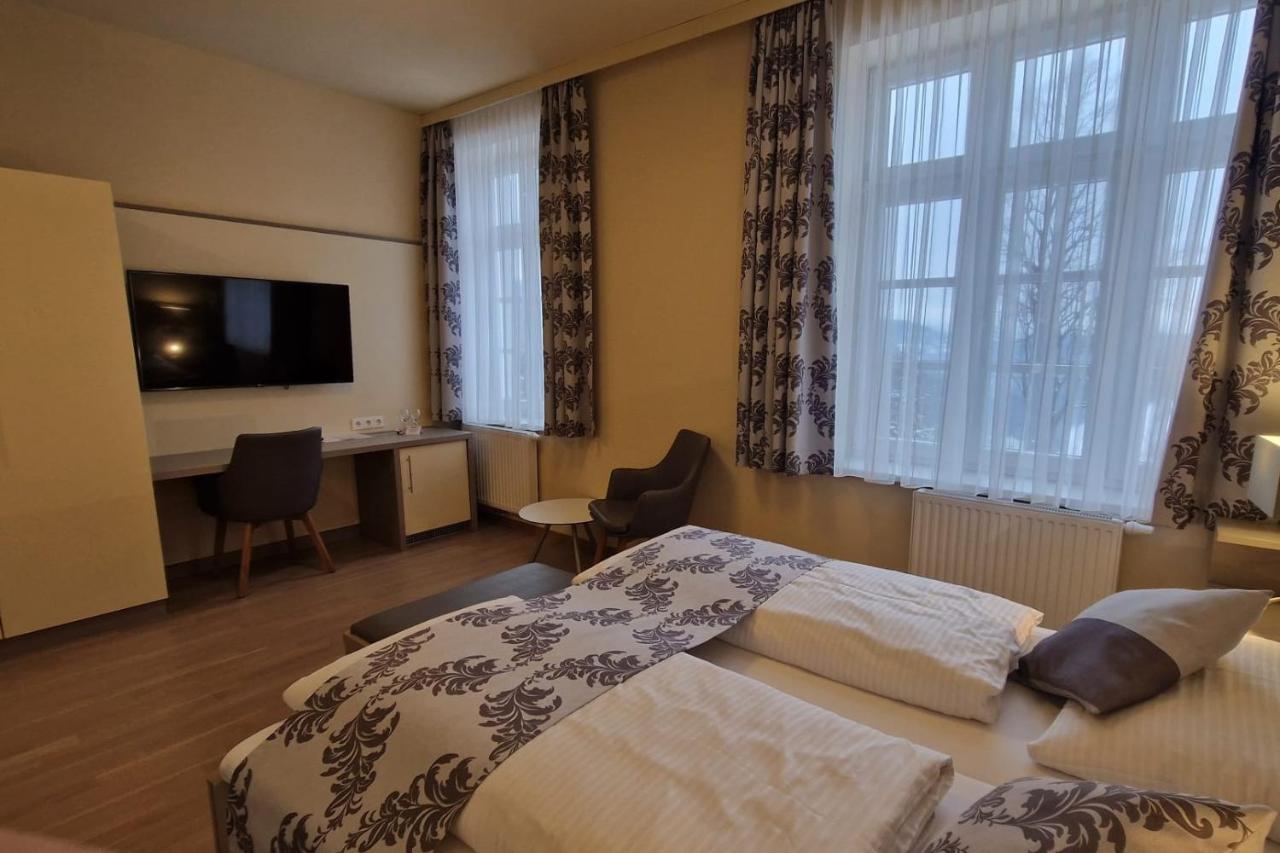 Kirchenwirt In Maria Schutz Hotell Schottwien Eksteriør bilde